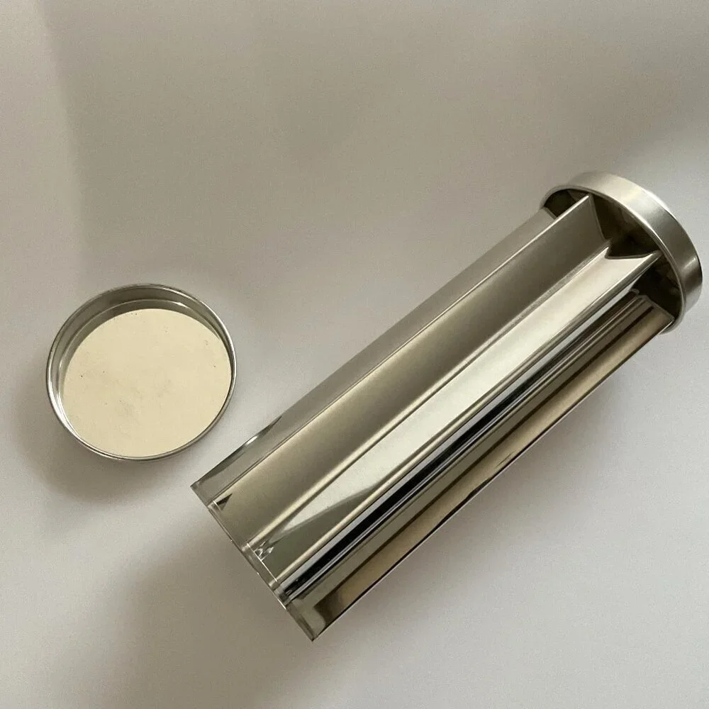 THE PAMPERED CHEF VALTROMPIA BREAD TUBE-STAR SHAPED